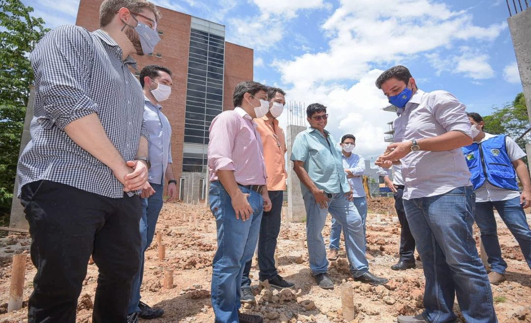 Gladson Cameli vistoria reinício das obras de ampliação do Pronto-Socorro de Rio Branco